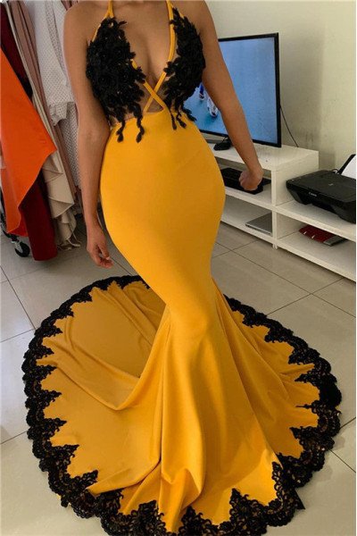 Modern Yellow Halter Sleeveless Mermaid Prom Dresses With Appliques