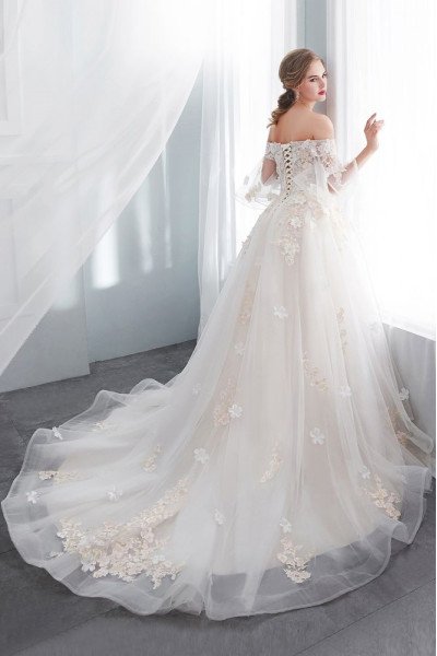 Alexia Lovely Off Shoudler Lace Up Chapel Train Ball Gown Wedding Dresses With Appliques Alexia Lovely Off Shoudler Lace Up Chapel Train Ball Gown Wedding Dresses With Appliques