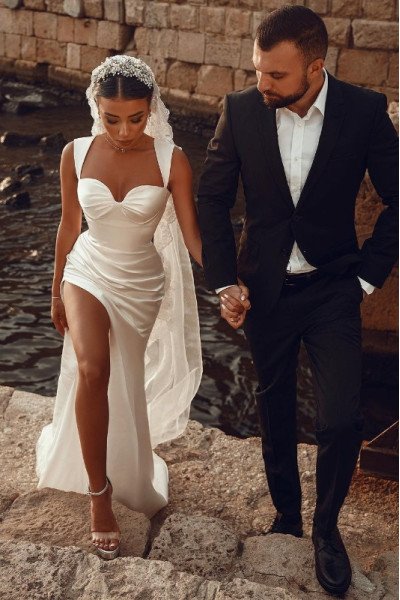 Deirdre Simple Square Side Slit Sheath Wedding Dresses