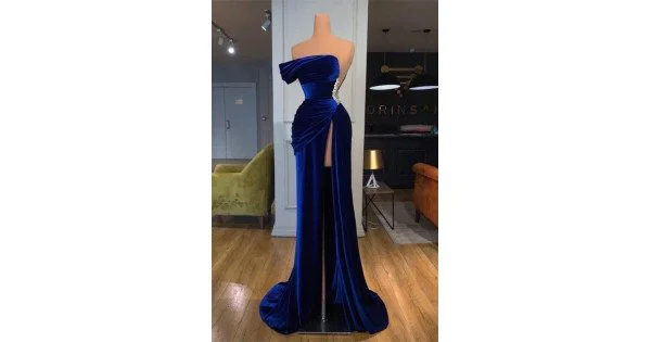 Elegant Sheath Halter-Neck Deep V Cut-Out Open-Back Cobalt Blue Floor-Length Prom Dresses
