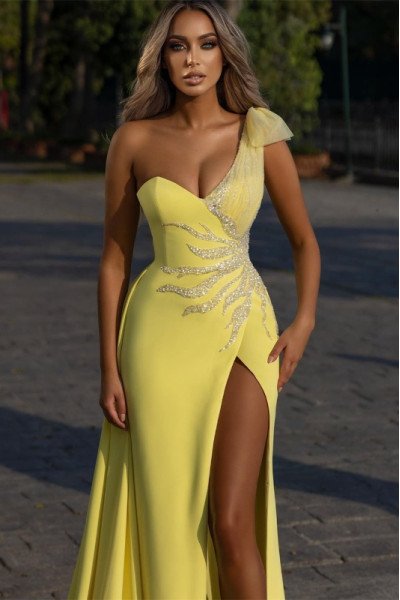 Donna Beautiful Yellow One Shoulder Side Slit Beading Sheath Evening Dresses