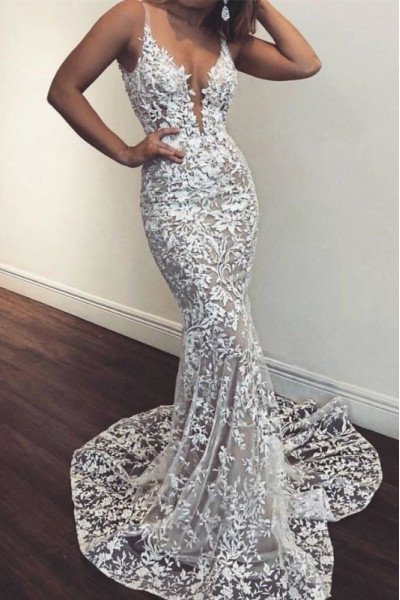Dallas Fancy White Lace Spaghetti Straps Court Train Sheath Prom Dresses