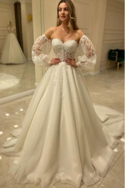 Amy Special Sweetheart Long Sleeves Appliques A-Line Wedding Dresses